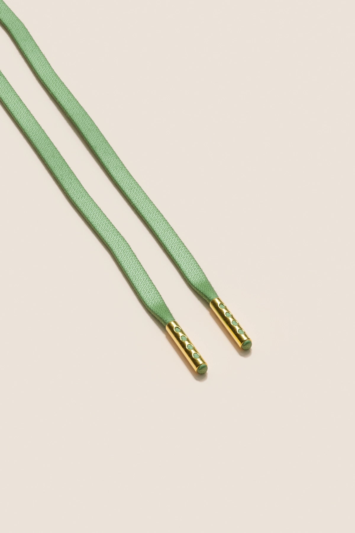 Senkels Grass Green 3mm Flat Waxed Shoelaces with Gold Aglets