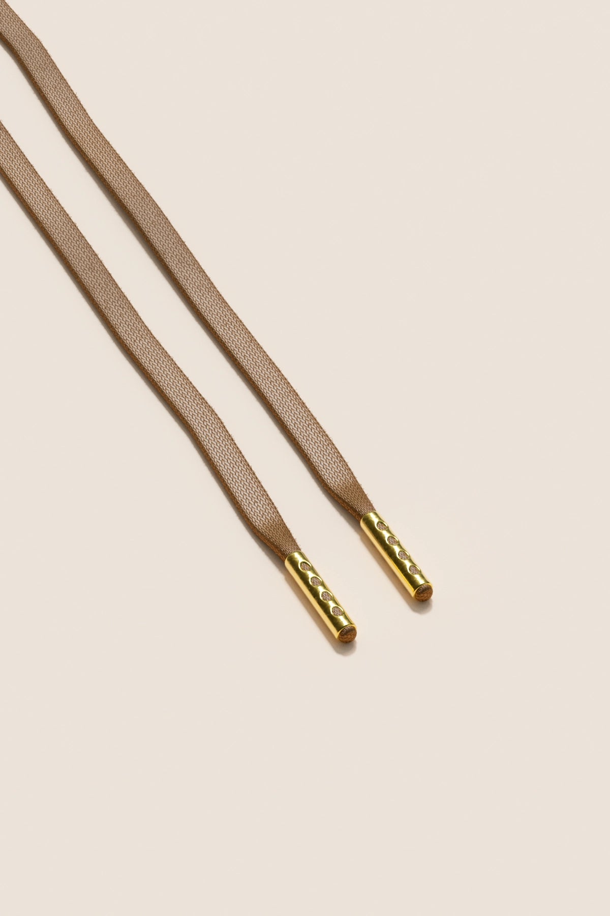 Senkels Taupe 3mm Płaskie Woskowane Sznurowadła with Złoty Końcówki