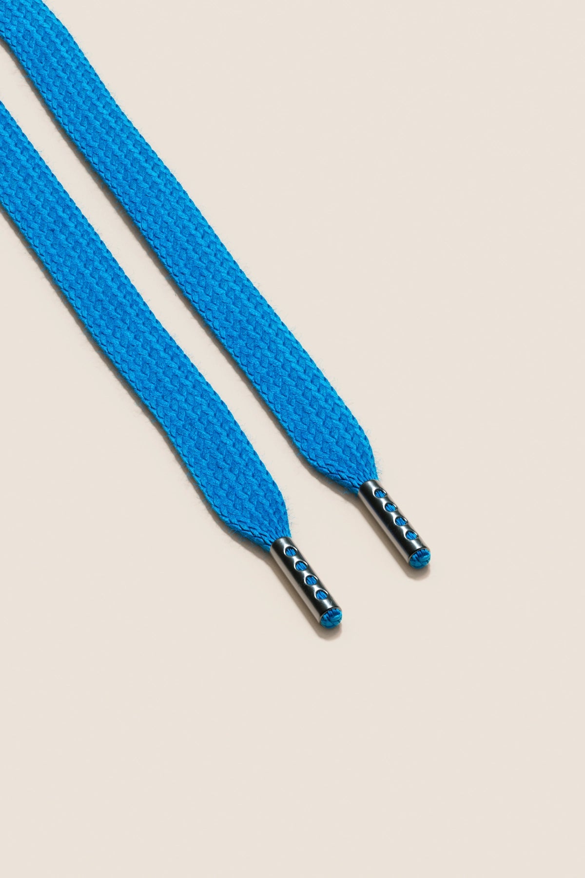 Senkels Yale Blue Sneaker Shoelaces with Black Nickel Aglets