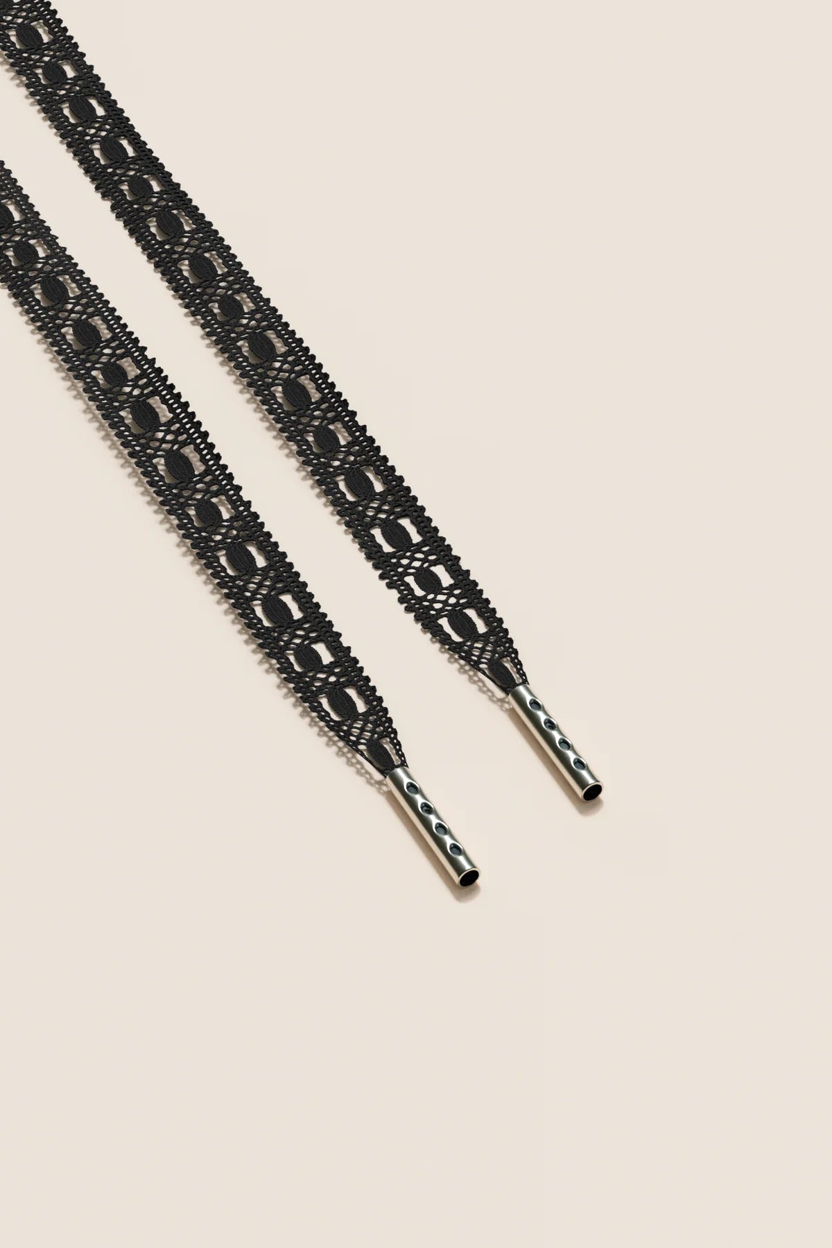 Senkels Black Crochet Shoelaces with Nickel Aglets