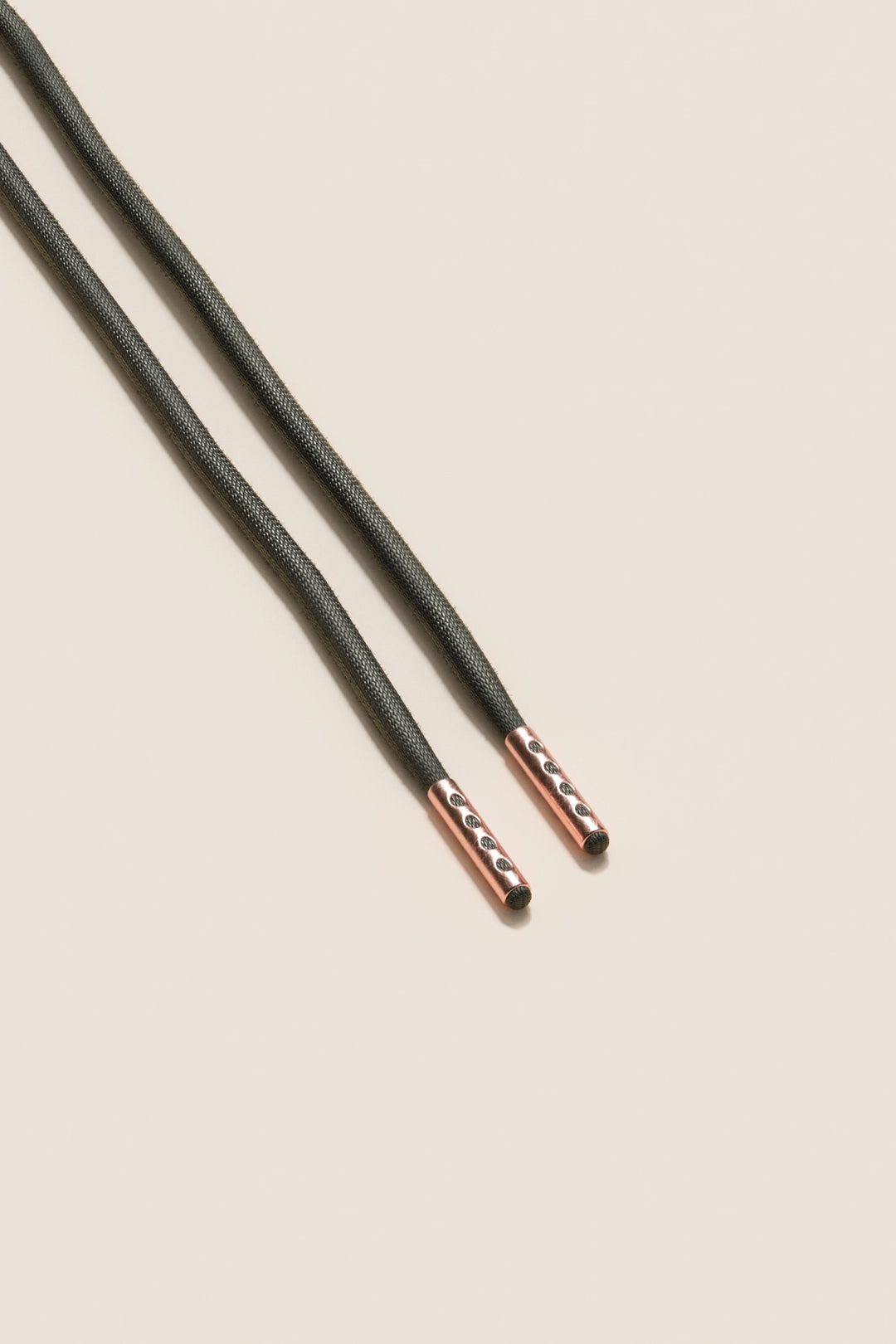 Senkels Night Grey 4mm Round Waxed Shoelaces with Rose Gold Aglets