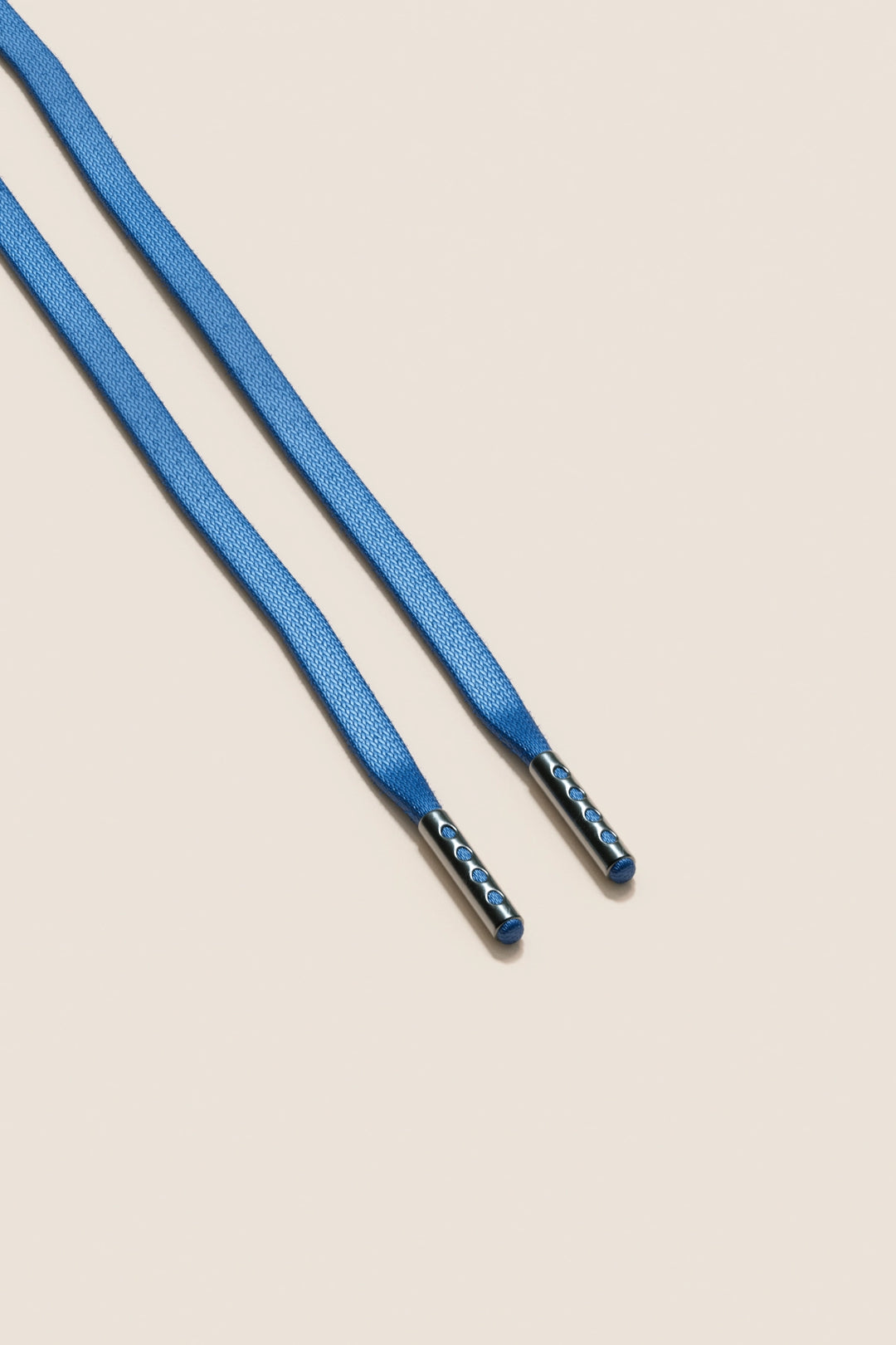 Senkels Yale Blue 3mm Flat Waxed Shoelaces with Black Nickel Aglets